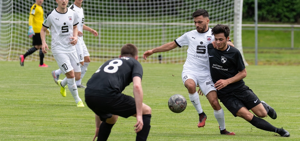 Galerie: SV Brilon – SV Lippstadt 08 0:4 | Match-day.de