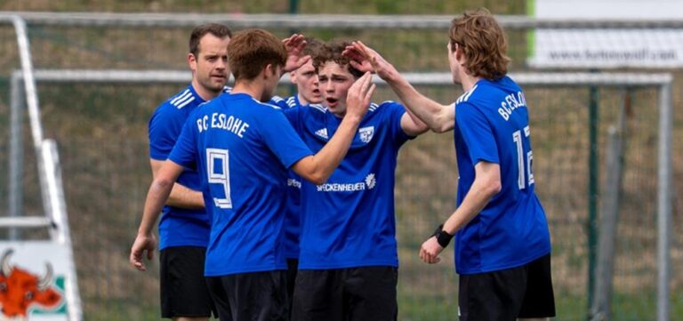 Aufholjagd gekrönt: BC Eslohe II bleibt nach 5:0-Erfolg B-Ligist