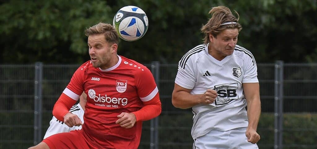 Galerie: FC Fleckenberg/Grafschaft 04 – TSV Bigge/Olsberg 1:2