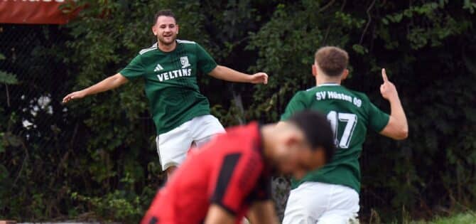 SV Hüsten 09 feiert dank Nils Klauke einen Last-Minute-Sieg in Meschede